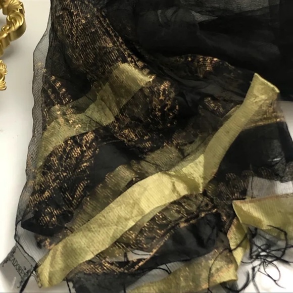 NWT| Silk Sheer Shawl/Scarf - Picture 4 of 8